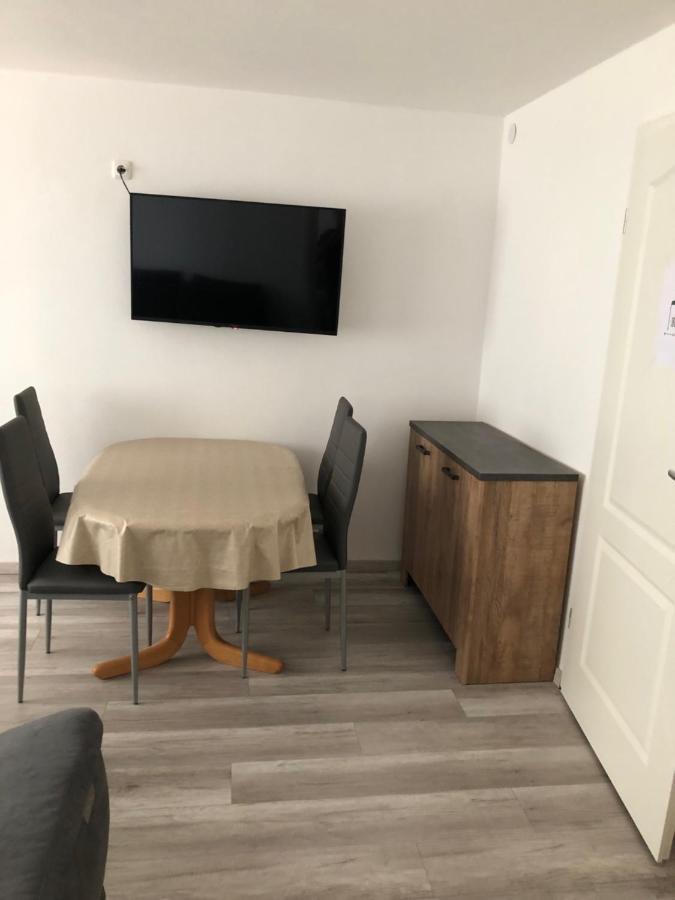 Ferienwohnung Erna มาร์คโทเบอร์ดอร์ฟ ภายนอก รูปภาพ